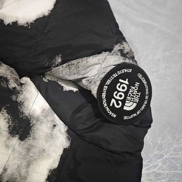 The North Face Cloud Print Down Jacket - Picture 8 of 10